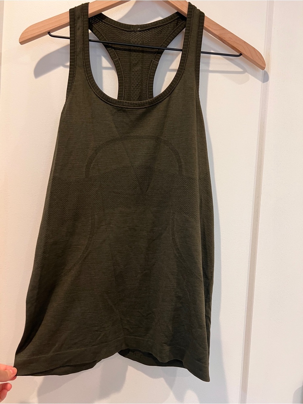 Lululemon Size 8 Tank Bundle